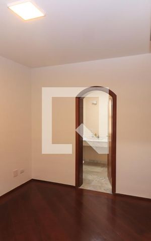 Apartamento para alugar com 216m², 4 quartos e 5 vagasQuarto 3 - Suíte