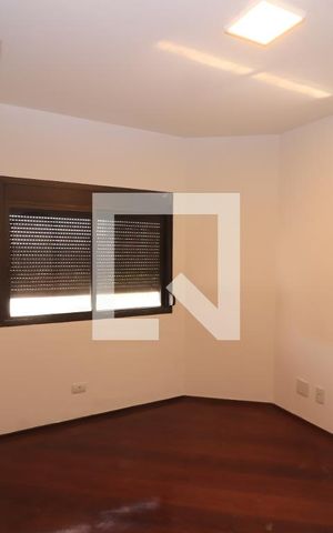 Apartamento para alugar com 216m², 4 quartos e 5 vagasQuarto 3 - Suíte