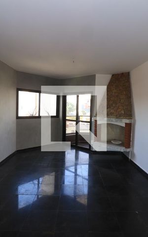Apartamento para alugar com 216m², 4 quartos e 5 vagasSala