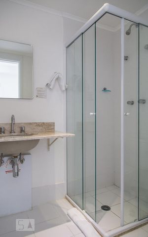 Studio à venda com 27m², 1 quarto e 1 vaga Studio à venda com 27m², 1 quarto e 1 vagaBanheiro