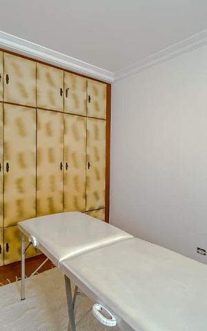 Apartamento à venda com 185m², 3 quartos e 2 vagasSuite