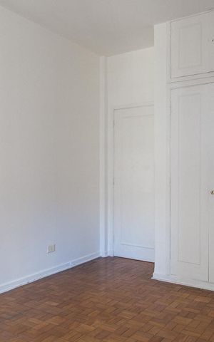 Apartamento à venda com 180m², 3 quartos e 1 vaga Apartamento à venda com 180m², 3 quartos e 1 vagaQuarto 1