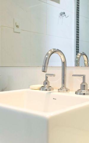 Apartamento à venda com 107m², 2 quartos e 1 vagaQuarto 2 - Suíte/ Banheiro (Torneira)