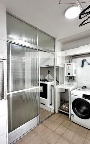 Apartamento à venda com 110m², 3 quartos e 1 vaga Apartamento à venda com 110m², 3 quartos e 1 vagaÁrea de Serviço