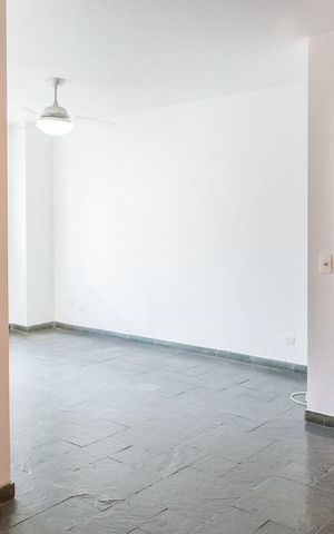 Apartamento à venda com 100m², 3 quartos e 1 vaga Apartamento à venda com 100m², 3 quartos e 1 vagaSala