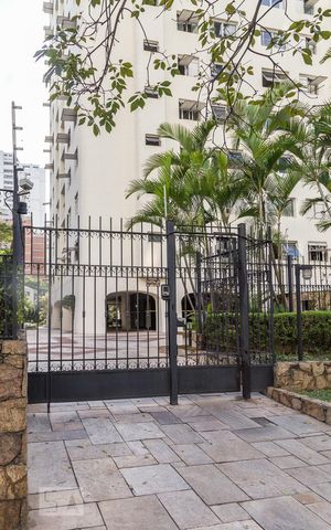 Apartamento à venda com 100m², 3 quartos e 1 vaga Apartamento à venda com 100m², 3 quartos e 1 vagaFachada