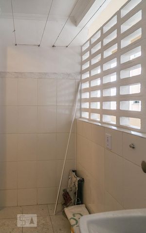 Apartamento para alugar com 85m², 2 quartos e sem vaga Apartamento para alugar com 85m², 2 quartos e sem vagaÁrea de serviço