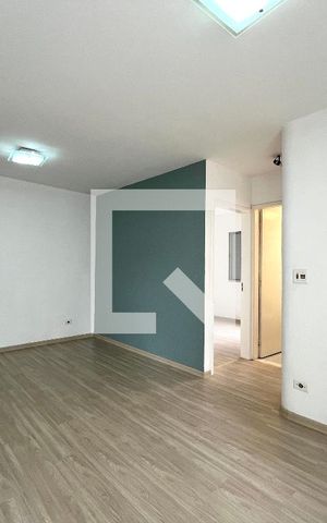 Apartamento para alugar com 55m², 2 quartos e 1 vaga Apartamento para alugar com 55m², 2 quartos e 1 vagaSala
