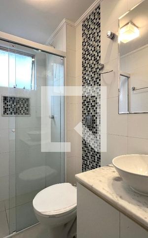 Apartamento para alugar com 55m², 2 quartos e 1 vaga Apartamento para alugar com 55m², 2 quartos e 1 vagaBanheiro