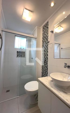 Apartamento para alugar com 55m², 2 quartos e 1 vaga Apartamento para alugar com 55m², 2 quartos e 1 vagaBanheiro