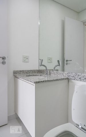 Apartamento para alugar com 34m², 1 quarto e 1 vaga Apartamento para alugar com 34m², 1 quarto e 1 vagaBanheiro