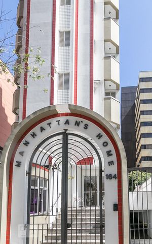 Apartamento para alugar com 35m², 1 quarto e 1 vaga Apartamento para alugar com 35m², 1 quarto e 1 vagaFachada