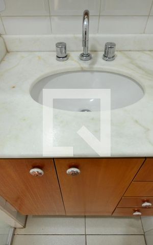 Apartamento para alugar com 65m², 1 quarto e sem vagaBanheiro