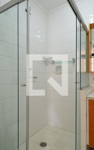 Apartamento para alugar com 65m², 1 quarto e sem vagaBanheiro