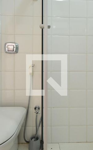Apartamento para alugar com 65m², 1 quarto e sem vagaBanheiro