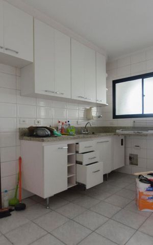 Apartamento à venda com 133m², 3 quartos e 2 vagasCozinha