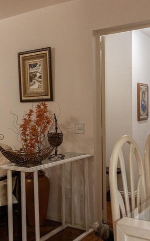 Apartamento à venda com 74m², 2 quartos e 1 vaga Apartamento à venda com 74m², 2 quartos e 1 vagaSala