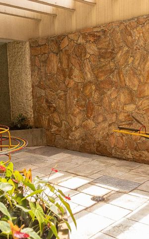 Apartamento à venda com 74m², 2 quartos e 1 vaga