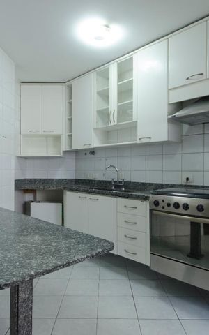 Apartamento à venda com 150m², 3 quartos e 3 vagasCozinha
