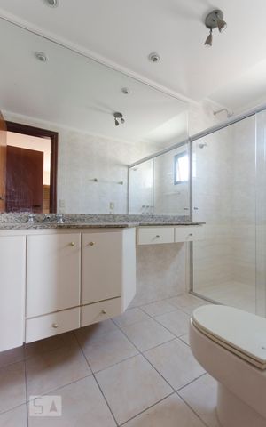 Apartamento à venda com 150m², 3 quartos e 3 vagasBanheiro Suíte 2