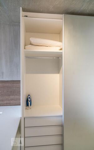 Studio à venda com 35m², 1 quarto e 1 vagaArmário