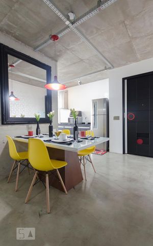 Apartamento para alugar com 70m², 2 quartos e 1 vagaSala