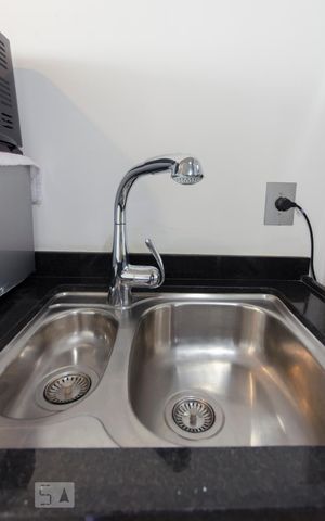 Apartamento para alugar com 70m², 2 quartos e 1 vagacozinha