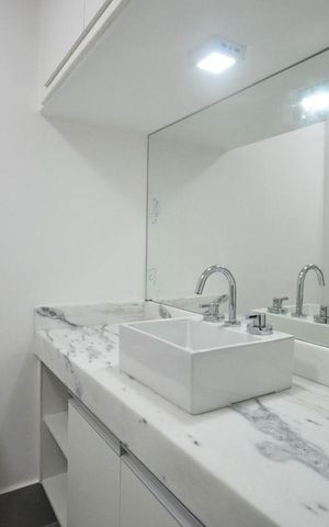 Apartamento à venda com 138m², 3 quartos e 3 vagasbanheiro suíte 1