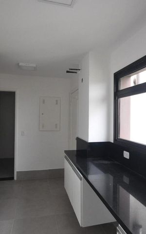 Apartamento à venda com 138m², 3 quartos e 3 vagasárea de serviço