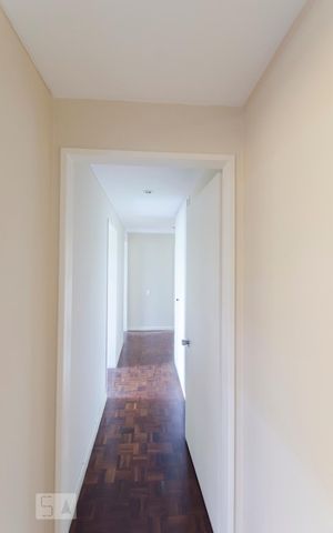 Apartamento à venda com 149m², 3 quartos e 2 vagas Apartamento à venda com 149m², 3 quartos e 2 vagasCorredor