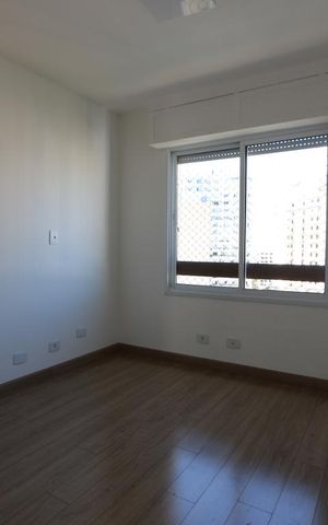 Apartamento à venda com 244m², 3 quartos e 3 vagasquarto