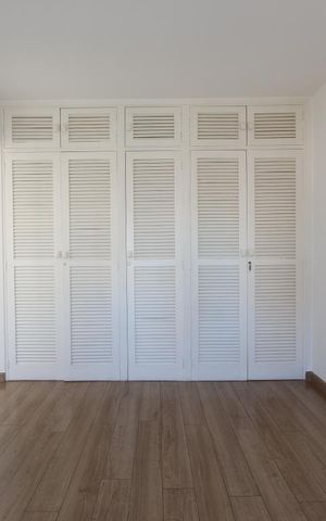 Apartamento à venda com 244m², 3 quartos e 3 vagassuite