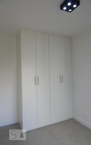 Apartamento para alugar com 41m², 1 quarto e 1 vagaArmário do dormitório
