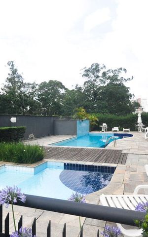 Apartamento à venda com 300m², 3 quartos e 3 vagaspiscina