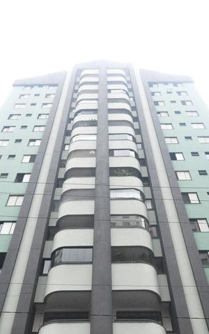 Apartamento à venda com 300m², 3 quartos e 3 vagasfachada