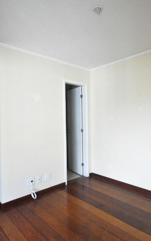Apartamento à venda com 300m², 3 quartos e 3 vagassuíte