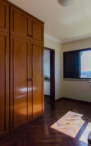 Apartamento para alugar com 290m², 4 quartos e 4 vagas Apartamento para alugar com 290m², 4 quartos e 4 vagasSuíte 1
