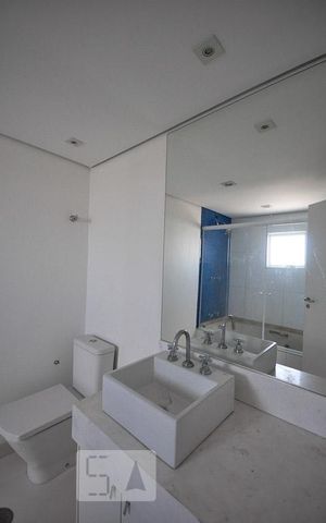 Apartamento à venda com 211m², 3 quartos e 4 vagasbanheiro suíte 1