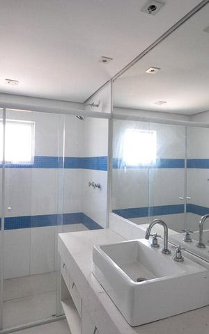 Apartamento à venda com 211m², 3 quartos e 4 vagasbanheiro suíte 2