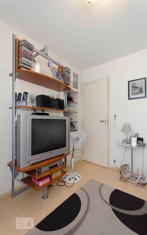 Apartamento à venda com 115m², 3 quartos e 1 vagaQuarto 2