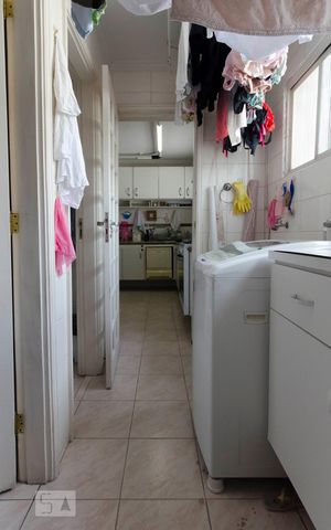 Apartamento à venda com 115m², 3 quartos e 1 vagaLavanderia