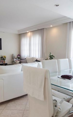 Apartamento à venda com 115m², 3 quartos e 1 vagaSala