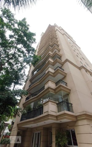 Apartamento à venda com 130m², 3 quartos e 2 vagasFachada