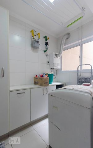 Apartamento à venda com 130m², 3 quartos e 2 vagasLavanderia