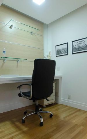 Apartamento à venda com 130m², 3 quartos e 2 vagasCorredor dos quartos