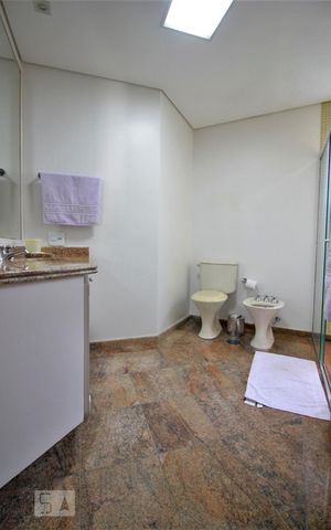 Apartamento à venda com 300m², 4 quartos e 4 vagasBanheiro 1 da suíte 4