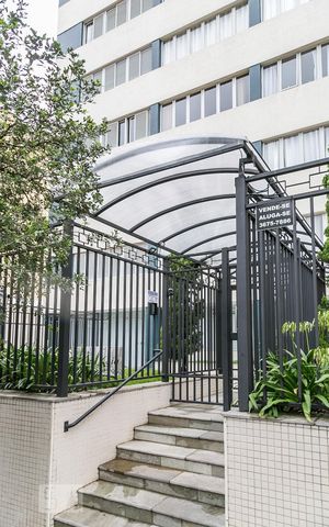Apartamento para alugar com 94m², 3 quartos e 1 vaga Apartamento para alugar com 94m², 3 quartos e 1 vagaFachada