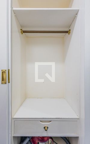 Apartamento à venda com 115m², 2 quartos e 2 vagasCloset da suíte
