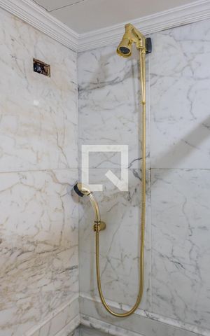 Apartamento à venda com 115m², 2 quartos e 2 vagasBanheiro da Suíte