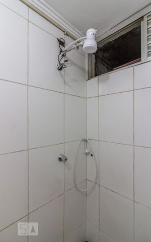 Apartamento para alugar com 47m², 1 quarto e sem vaga Apartamento para alugar com 47m², 1 quarto e sem vagaBanheiro